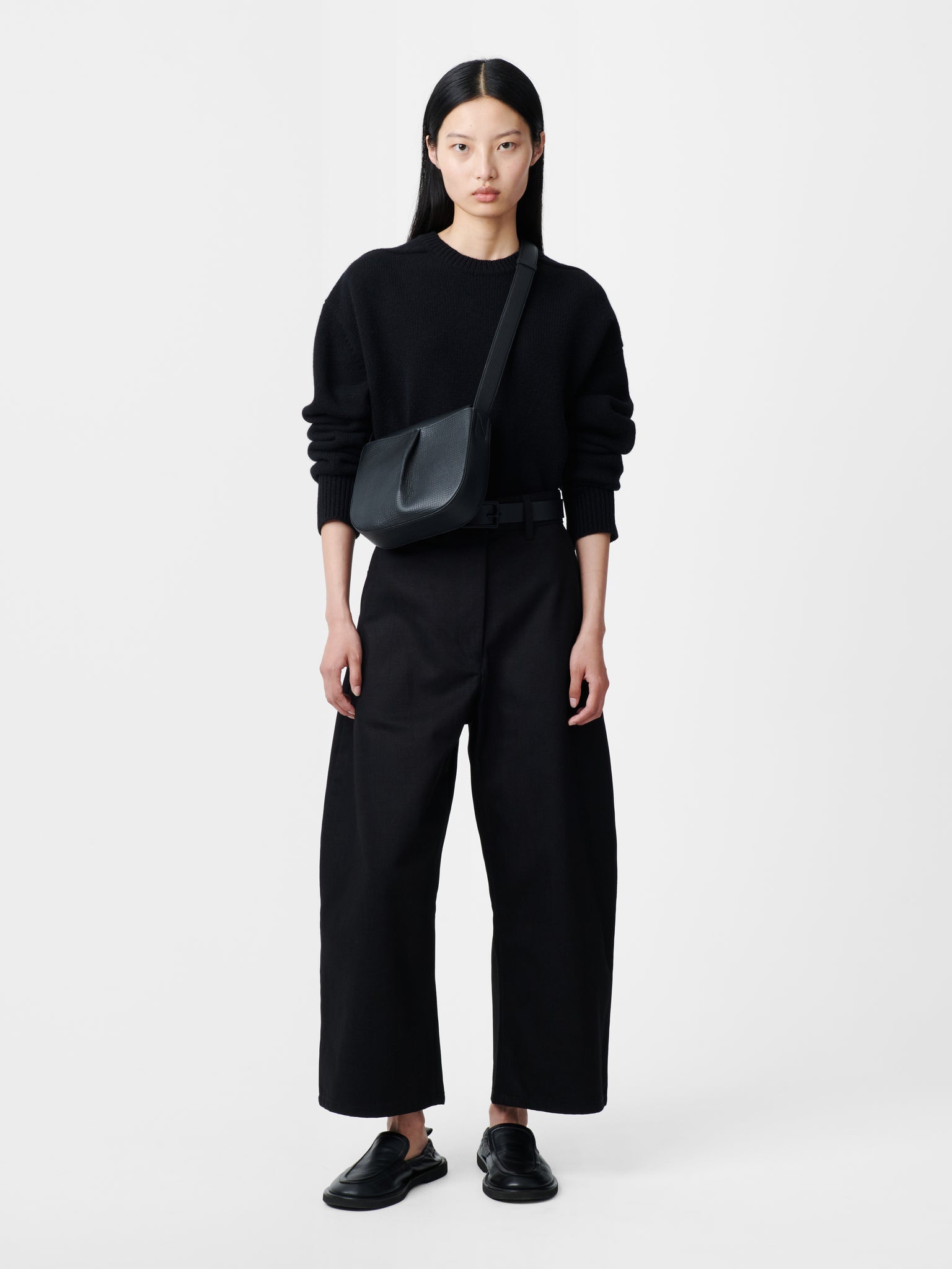 EXCLUSIVE】CHALCO DENIM PANT IN BLACK