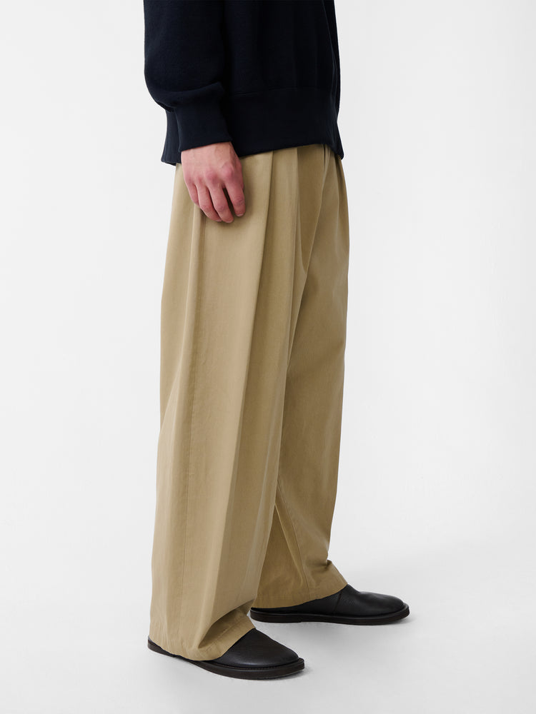SN X BEAMS PLUS ALVY DOUBLE PLEAT PANT IN TAN