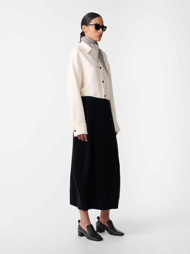 ARU SKIRT IN BLACK