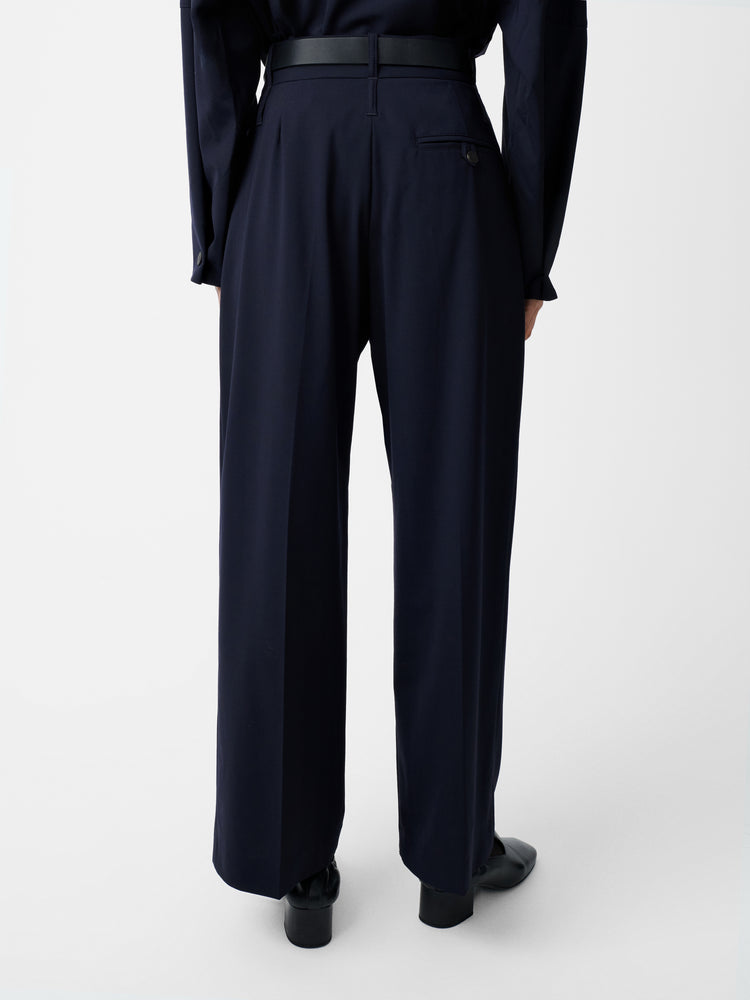 BAIER TROPICAL WOOL PANT IN DARKEST NAVY
