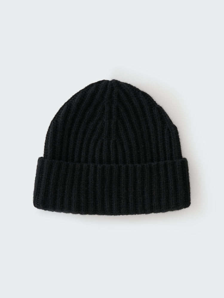 SN X AARON LEVINE BERWICK BEANIE IN BLACK