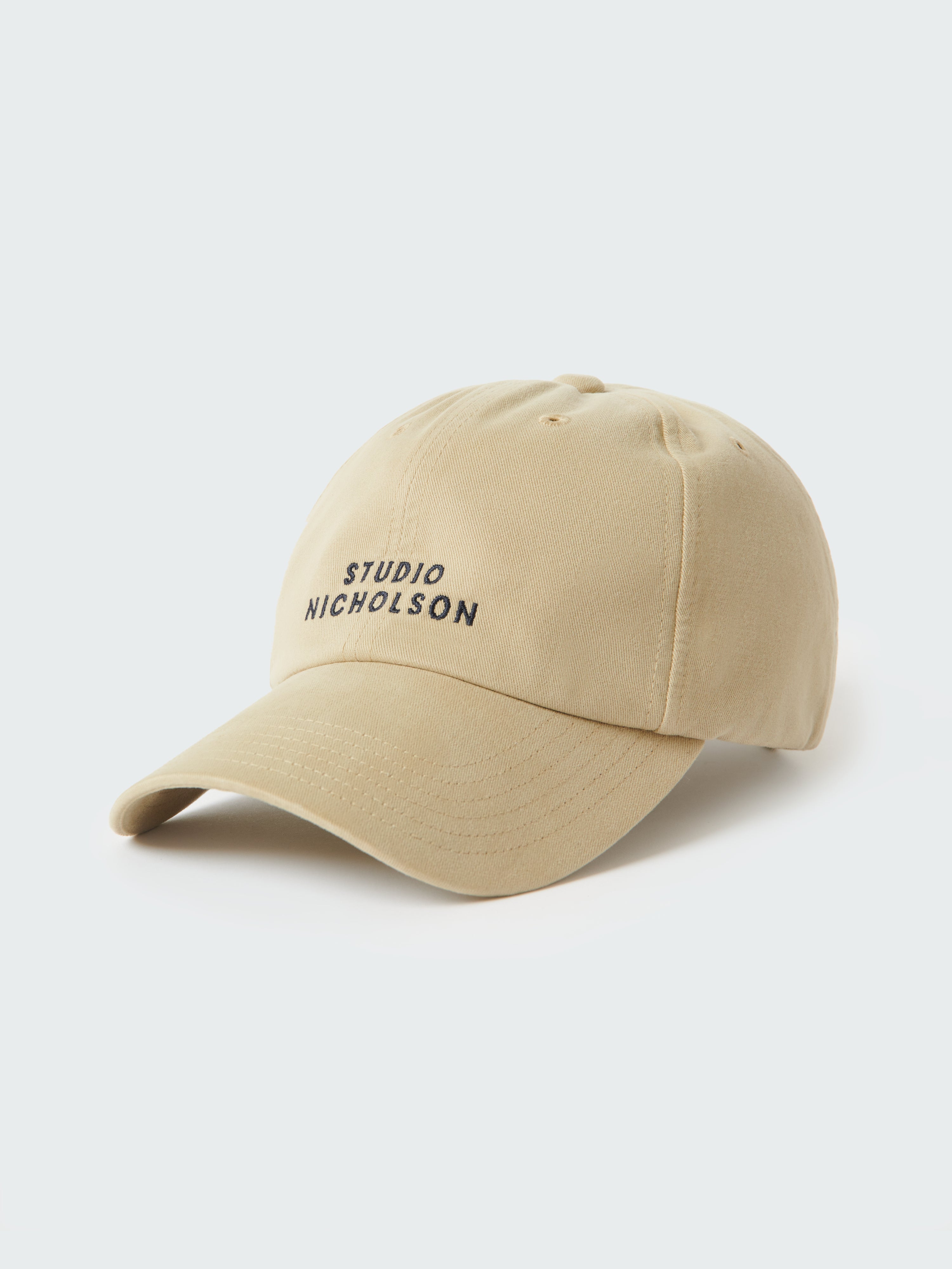LOGO CAP IN SAND