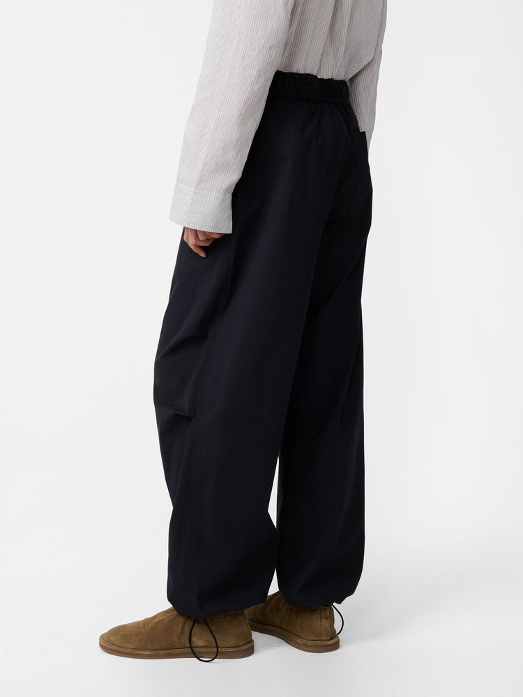 CARO PANT IN DARKEST NAVY