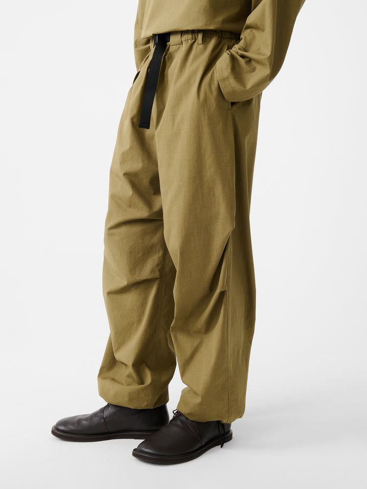 CARO PANT IN MILITARY GREEN