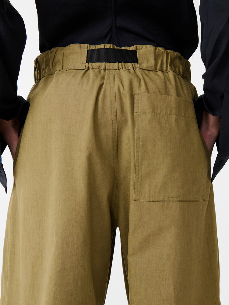 CARO PANT IN MILITARY GREEN
