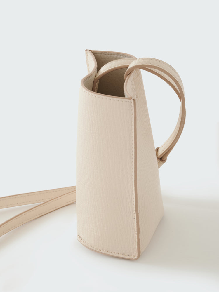 CARTMEL LEATHER POUCH IN PARCHMENT