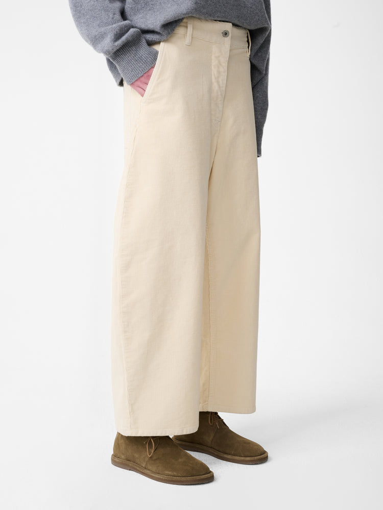 CHALCO CORDUROY WIDE LEG PANT IN PANNA