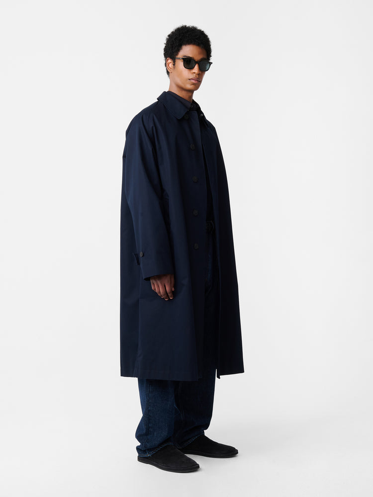 CROWE COATED COTTON COAT IN DARKEST NAVY