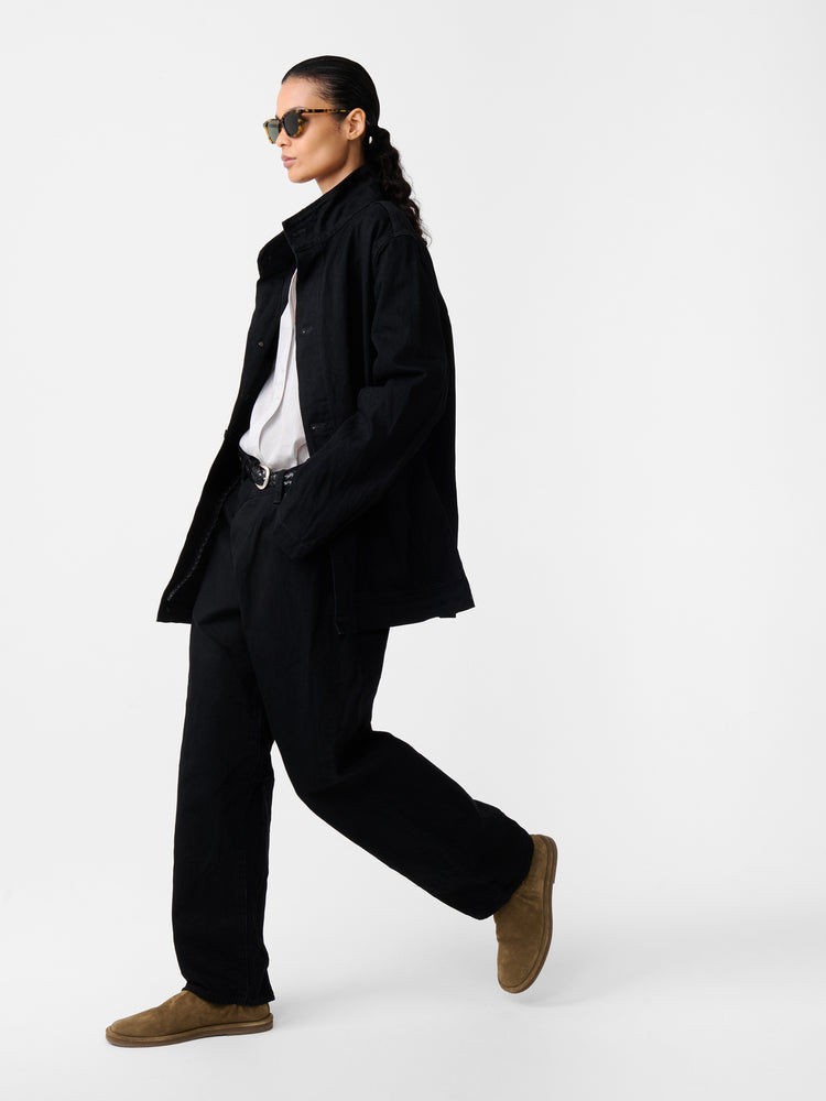 DISTRICT CRINKLE DENIM JACKET IN BLACK