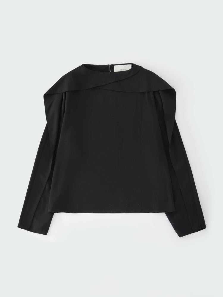 EMMET TOP IN BLACK