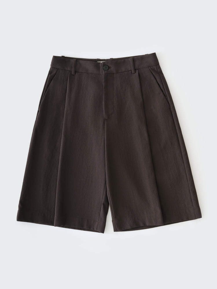 FOWLD SHORT IN DARKEST NAVY