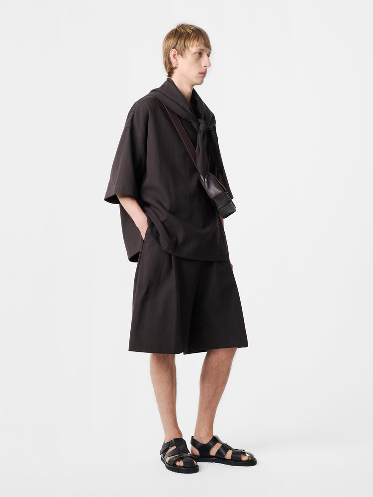 FOWLD SHORT IN DARKEST NAVY