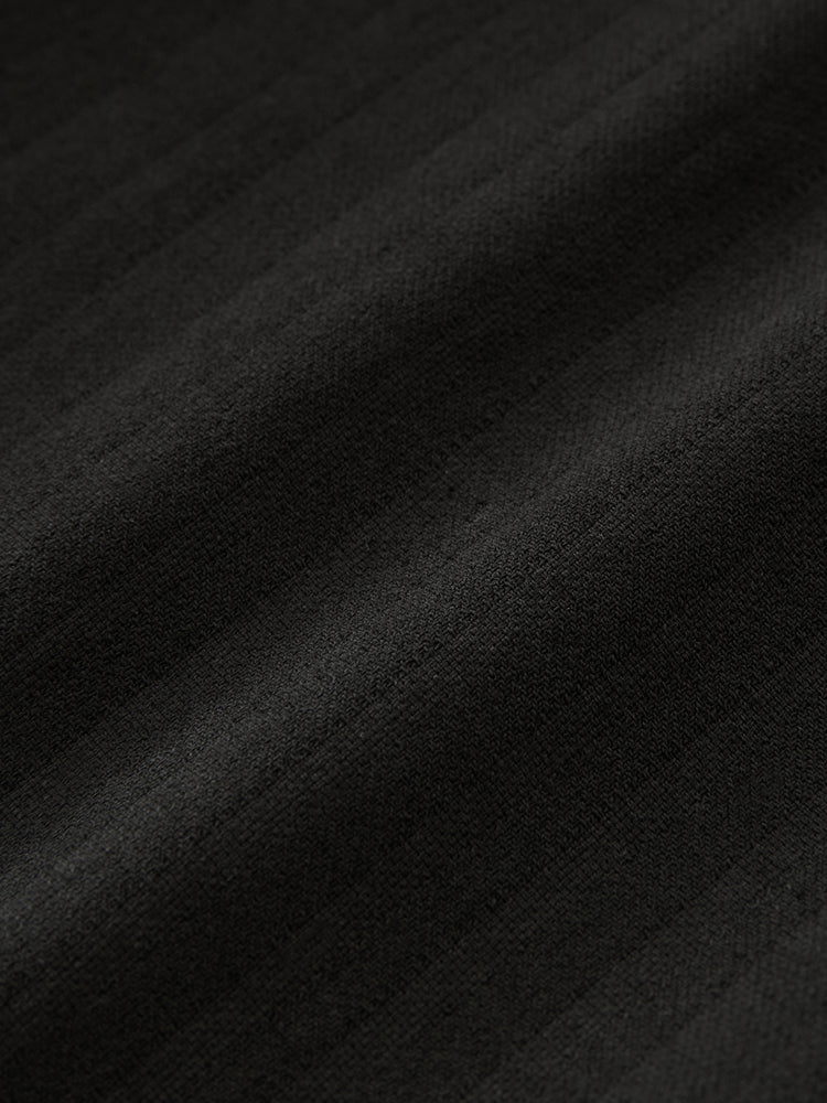 FOWLD SHORT IN BLACK