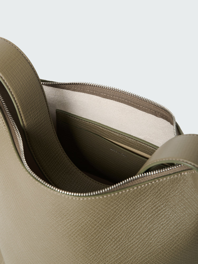 HOBO TYPE 1 LEATER BAG IN ELEPHANT