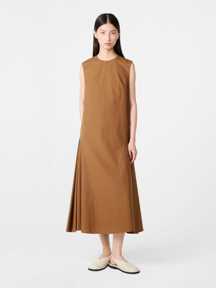 KNEP DRESS IN ALMOND
