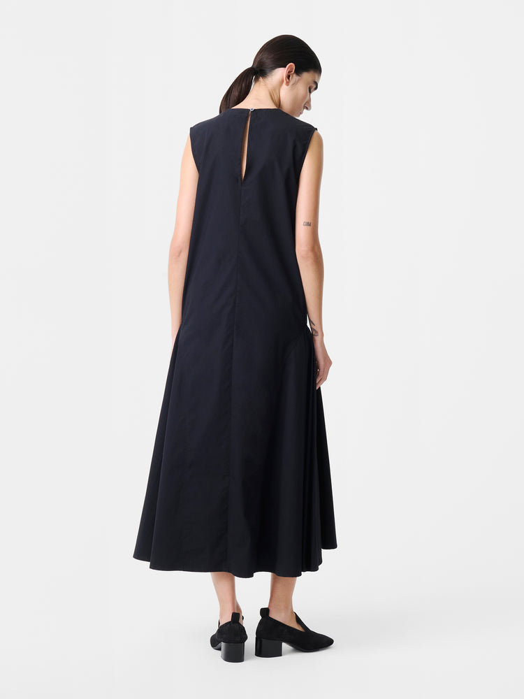 KNEP DRESS IN DARKEST NAVY