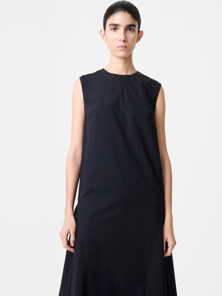 KNEP DRESS IN DARKEST NAVY