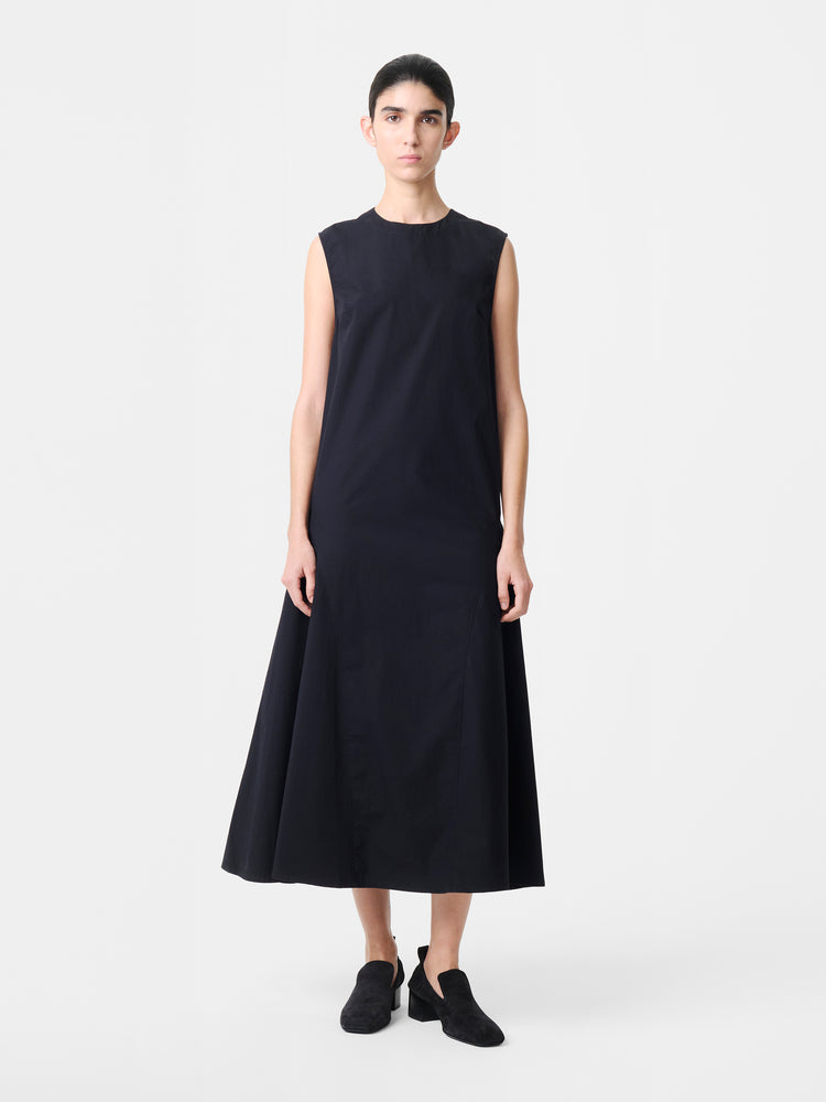 KNEP DRESS IN DARKEST NAVY