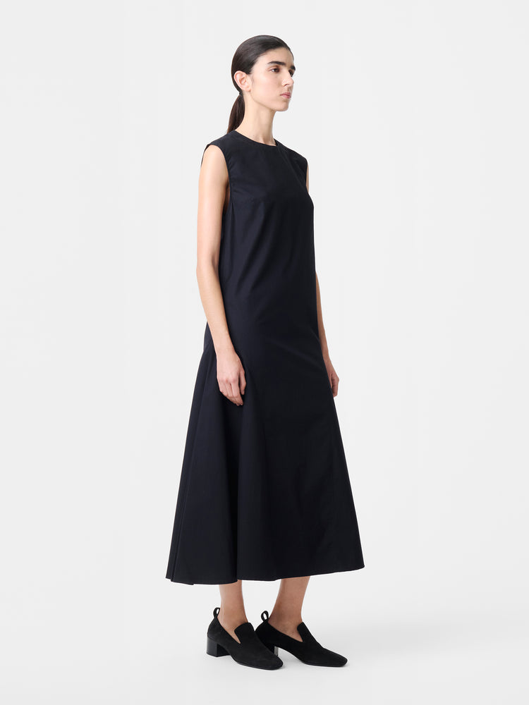 KNEP DRESS IN DARKEST NAVY