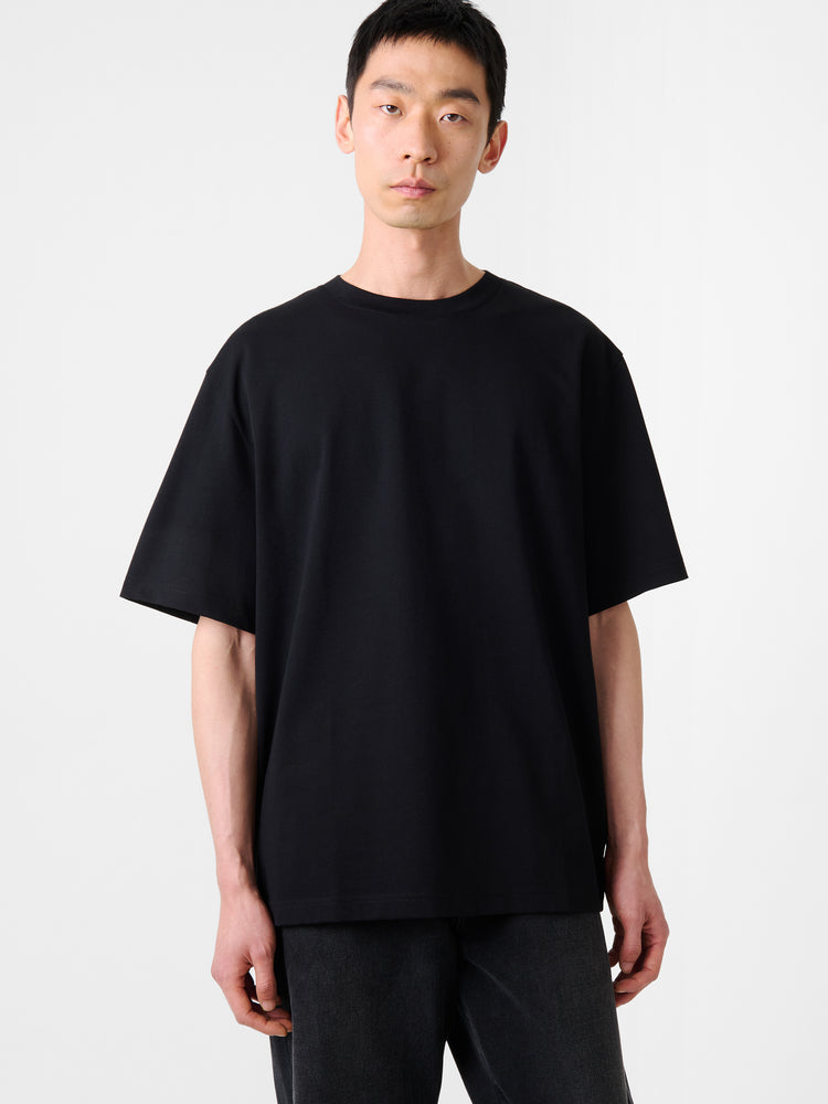 LAY T-SHIRT IN BLACK