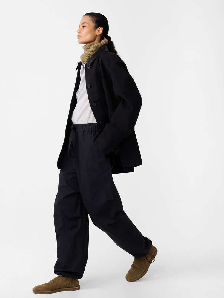 LEADER JACKET IN DARKEST NAVY
