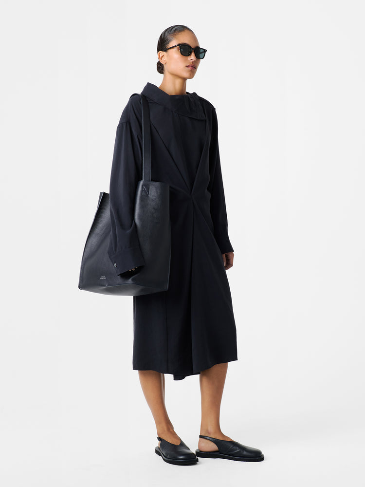 DOUBLET TYPE2 LEATER BAG IN DARKEST NAVY