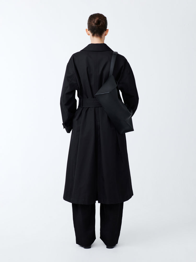 MAWER COAT IN BLACK GRAPE