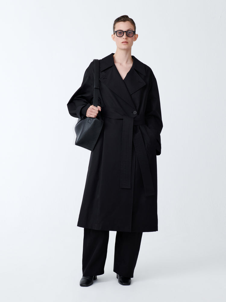 MAWER COAT IN BLACK GRAPE