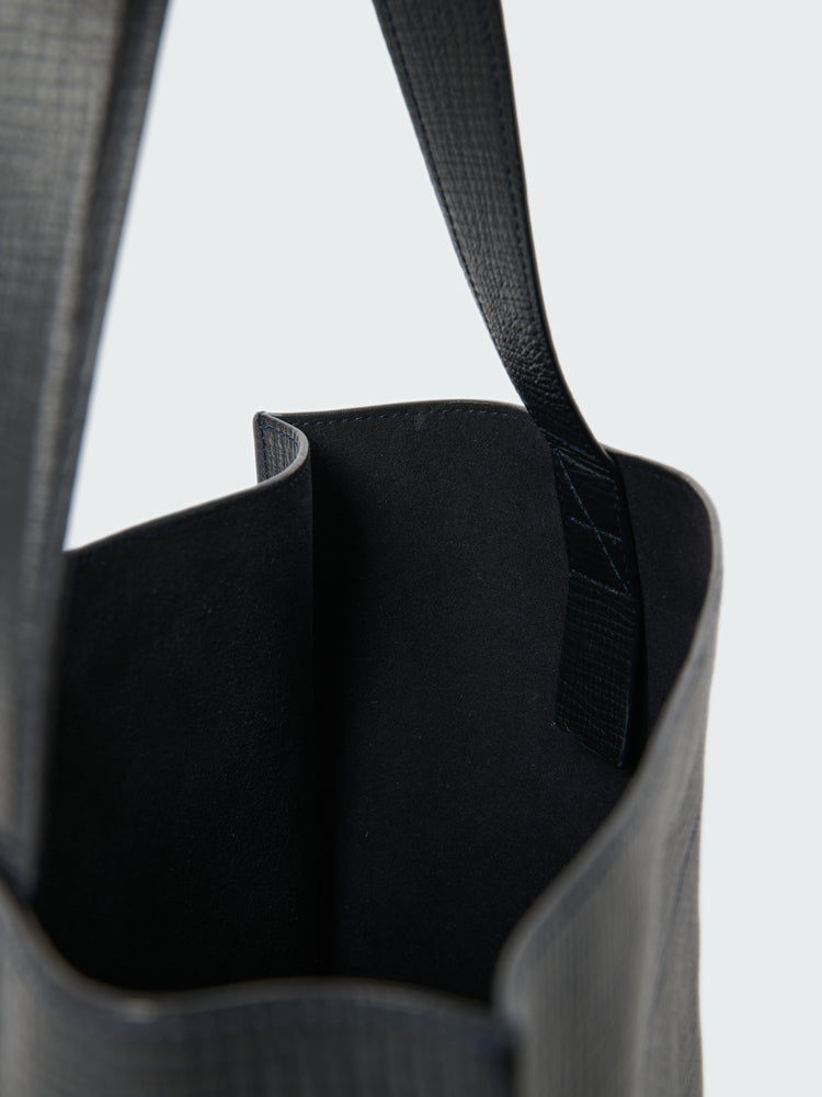 DOUBLET LEATHER MEDI BAG IN DARKEST NAVY