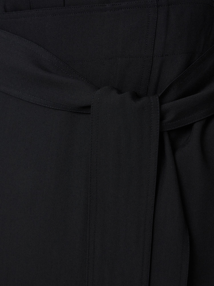 MILE SKIRT IN BLACK