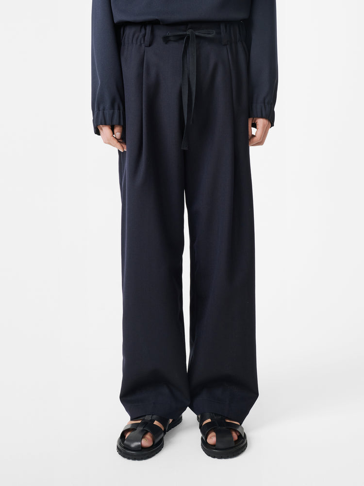 NOAM TROPICAL WOOL PANT IN DARKEST NAVY