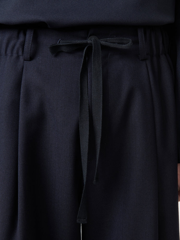 NOAM TROPICAL WOOL PANT IN DARKEST NAVY