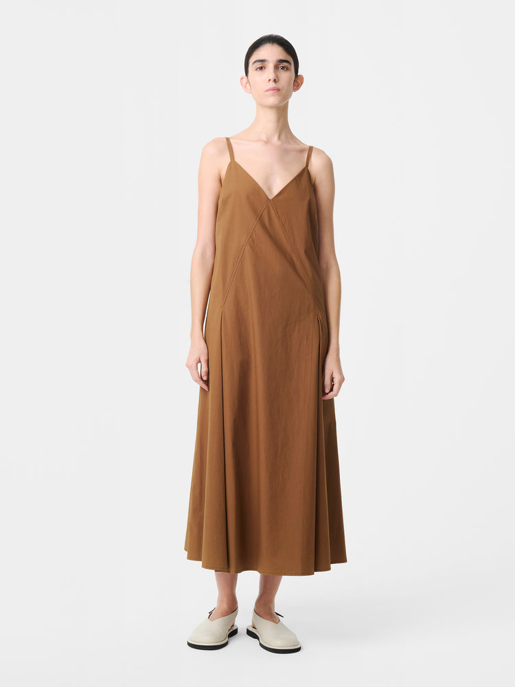OMA DRESS IN ALMOND