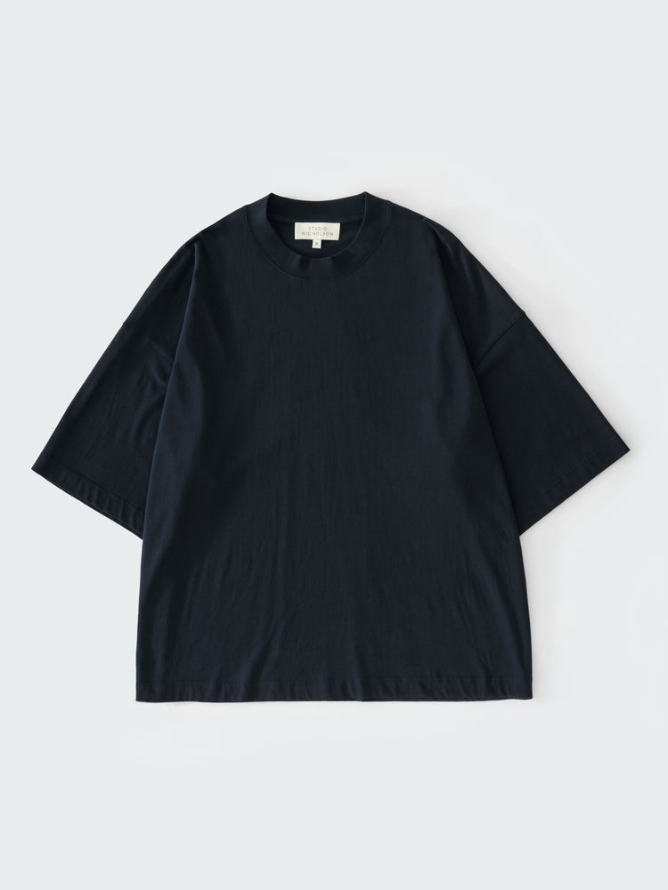 PIU LOGO T-SHIRT IN DARKEST NAVY