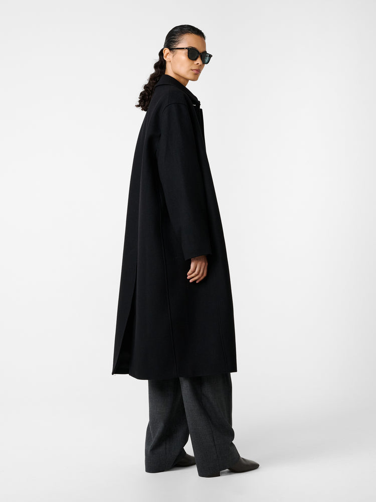 RIA COAT IN BLACK
