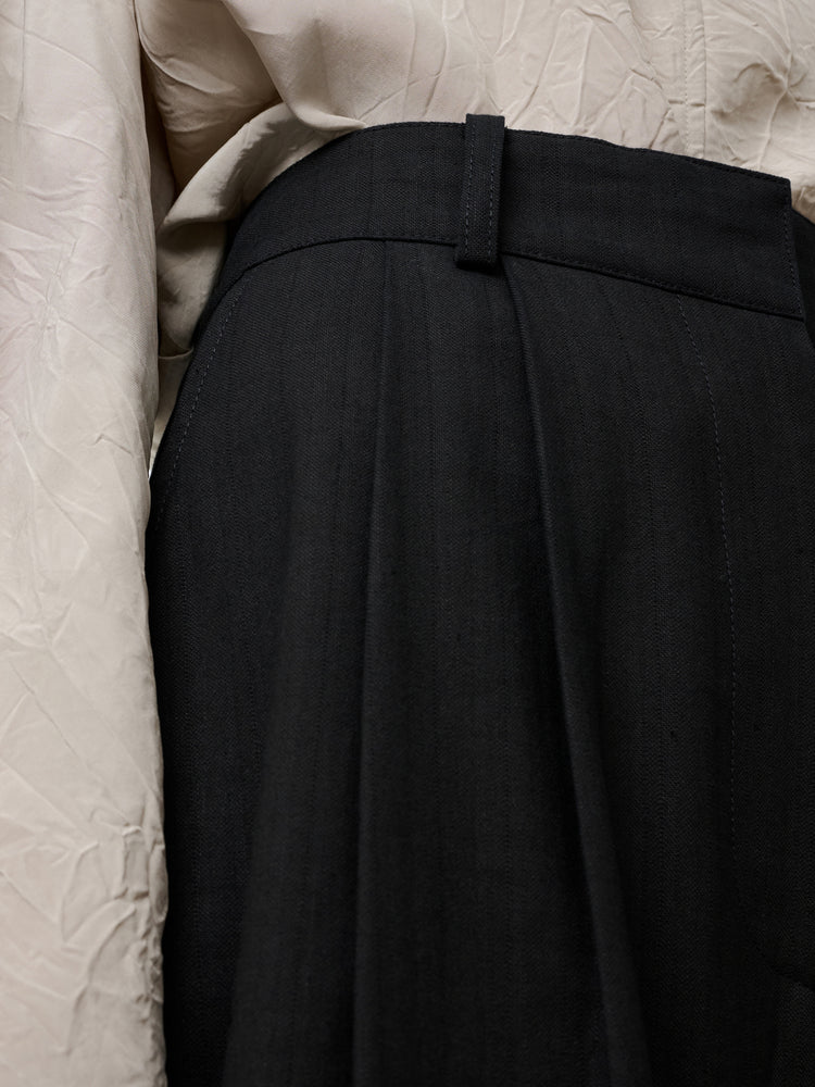 SPERRO PANT IN BLACK