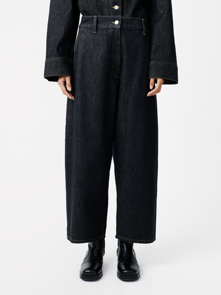 CHALCO ITALIAN DENIM PANT IN BLACK