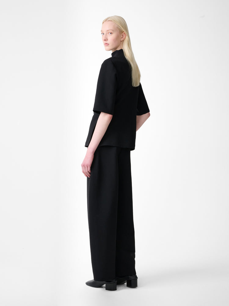 TALER TOP IN BLACK