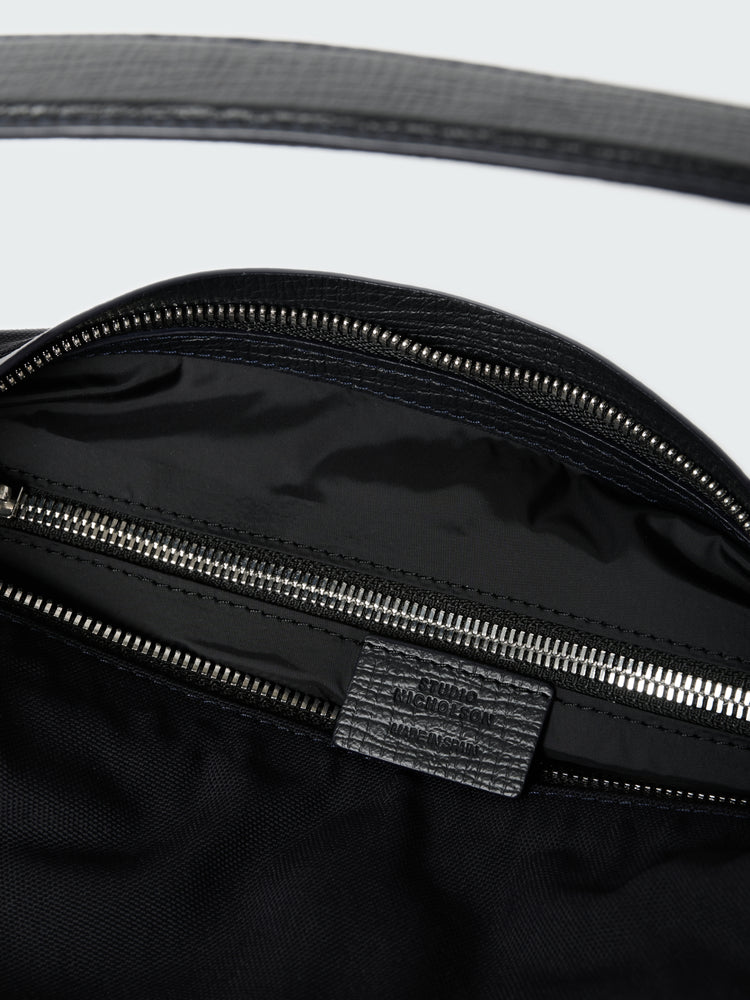 TRANSIT BAG IN BLACK