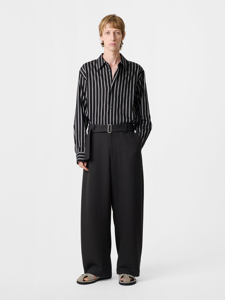 VIEW SHIRT IN BLACK