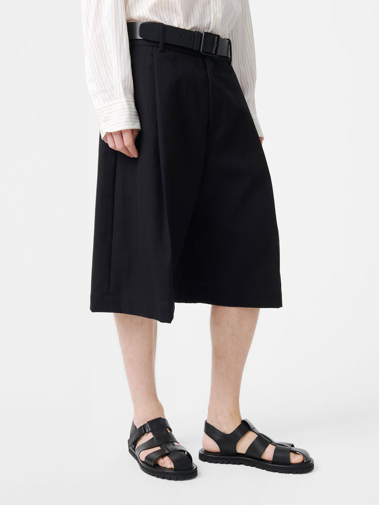 FOWLD SHORT IN BLACK