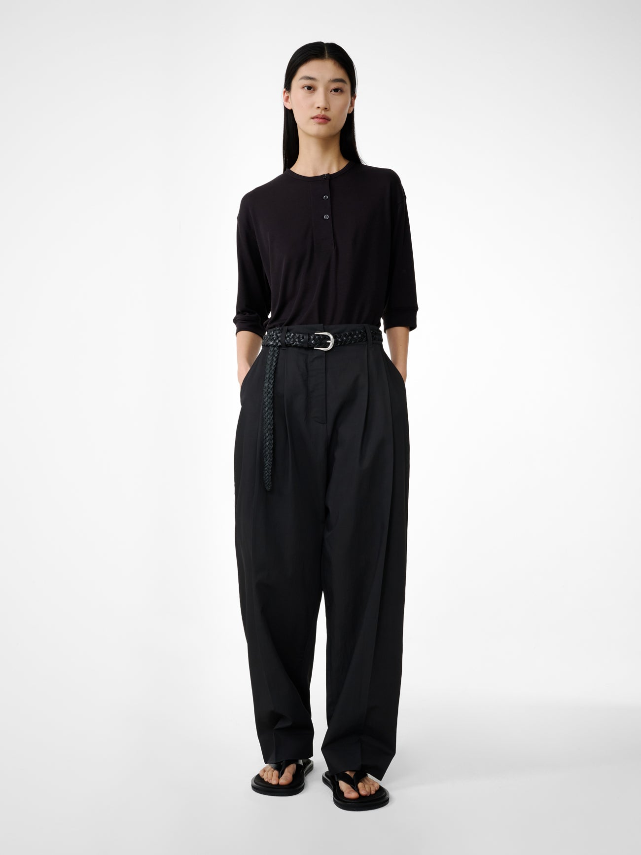 ACUNA VISCOSE PANT IN COAL