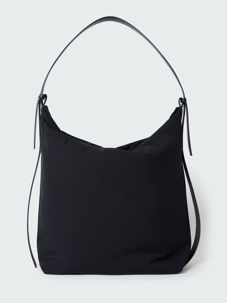 AIRPORT BAG LARGE IN DARKEST NAVY