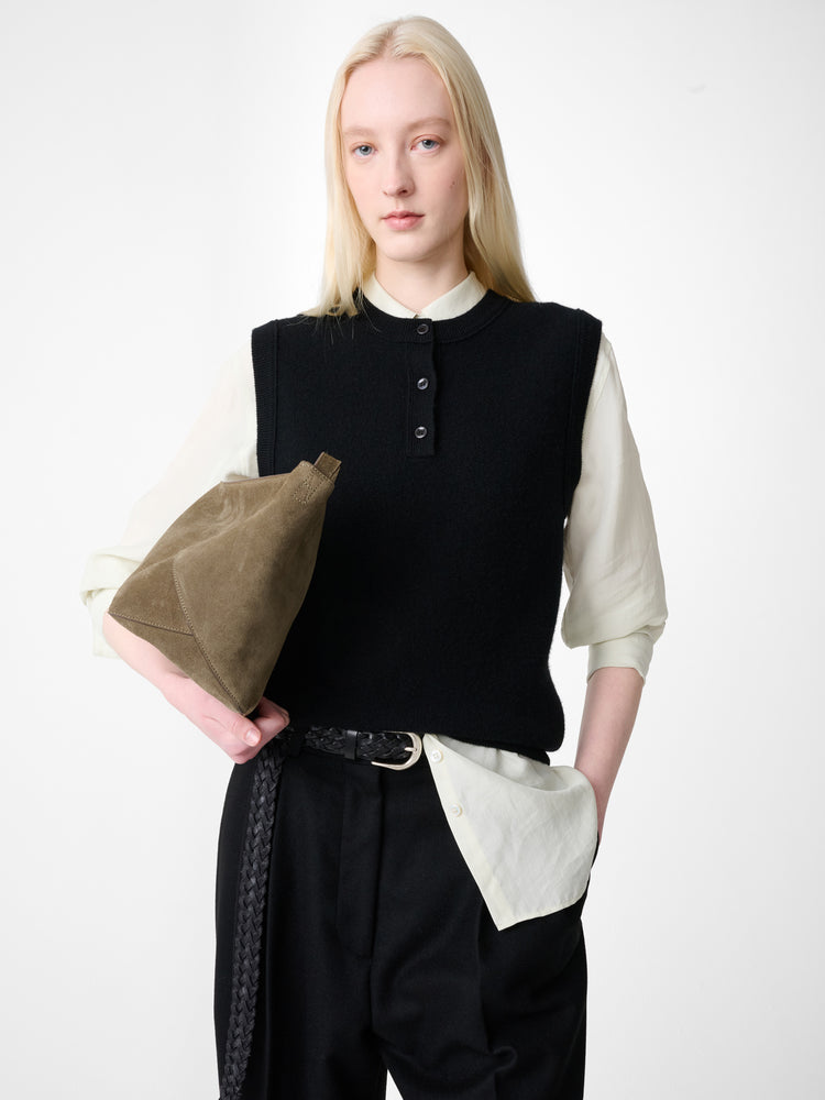 AUREL KNIT VEST IN BLACK
