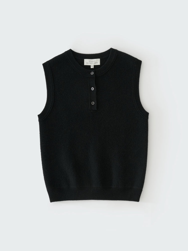 AUREL KNIT VEST IN BLACK