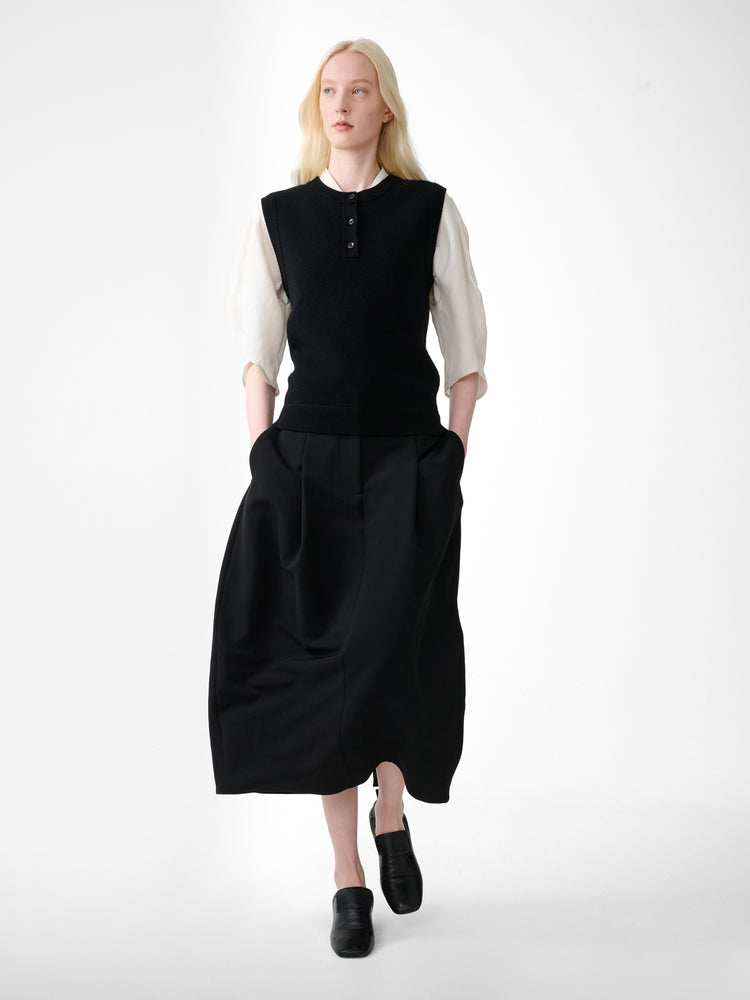 CARSON WOOL SKIRT IN BLACK