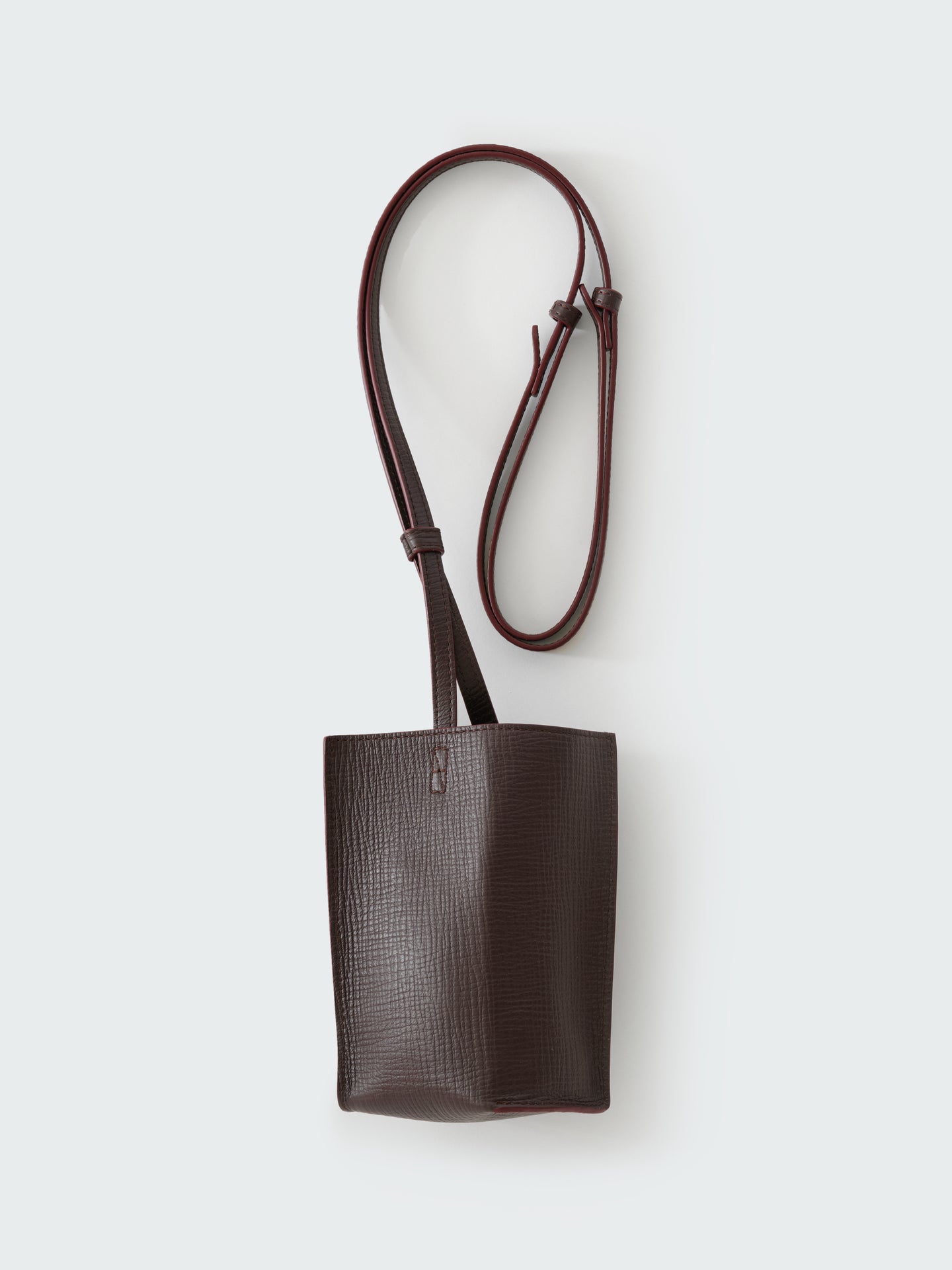 CARTMEL LEATHER POUCH IN CONER