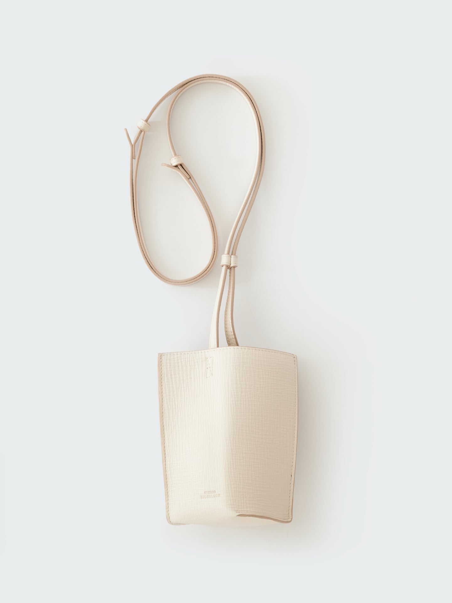 CARTMEL LEATHER POUCH IN PARCHMENT
