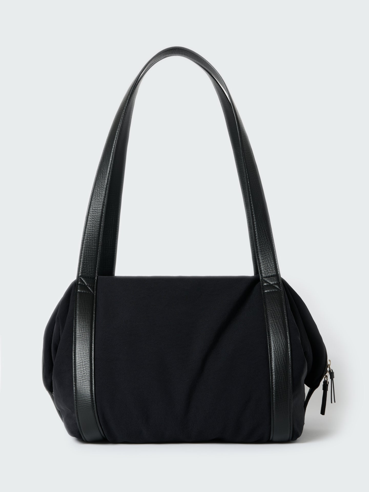 CLUB TOTE  BAG  IN BLACK