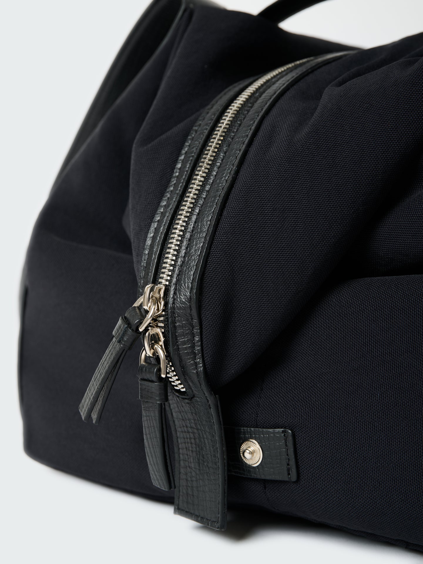 CLUB TOTE  BAG  IN BLACK